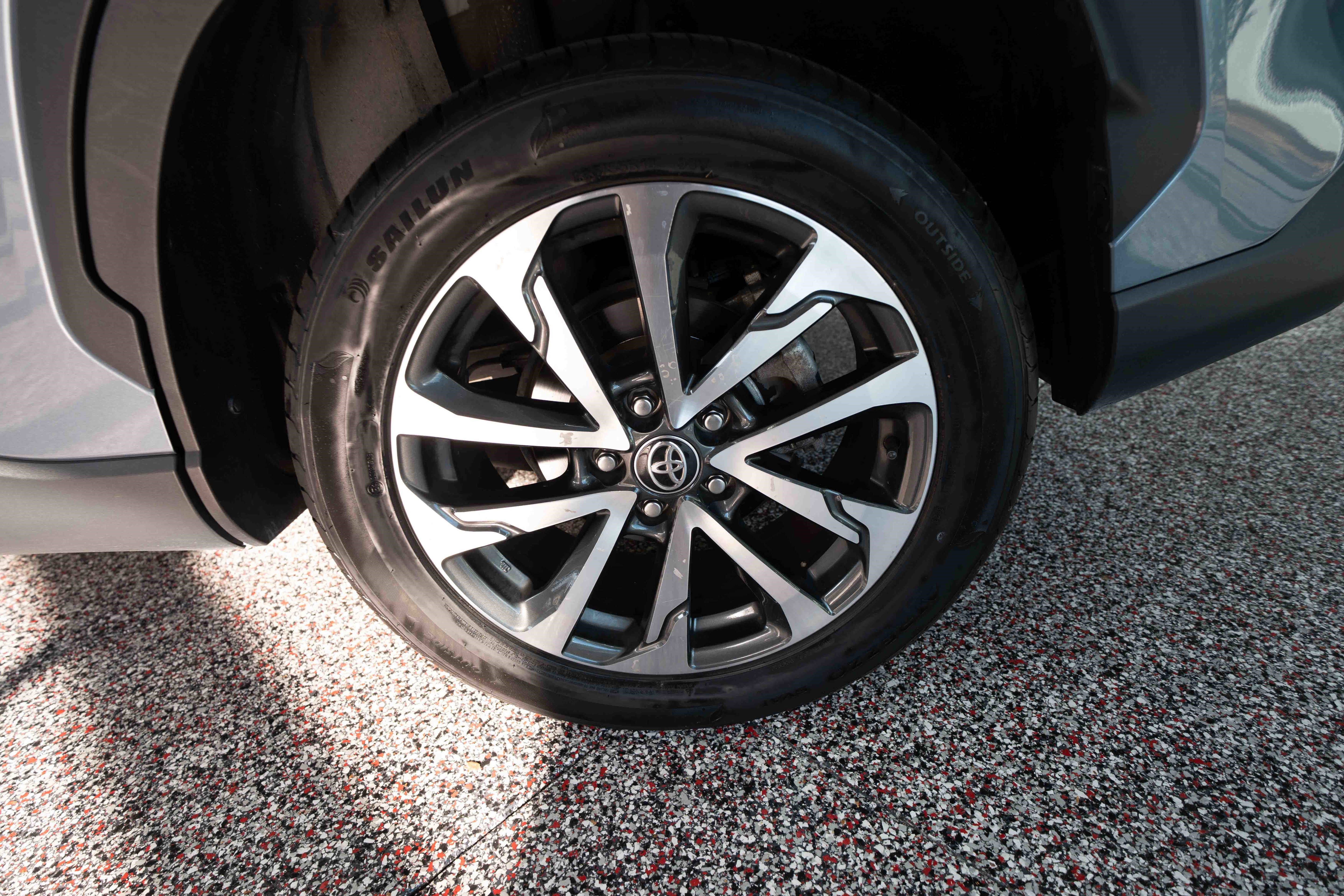 Used 2023 Toyota Corolla Cross XLE image 29