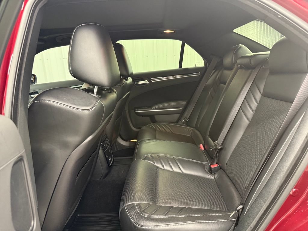 Used 2023 Chrysler 300 C RWD image 11