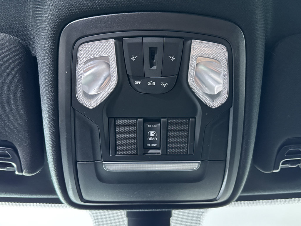 Used 2021 RAM 2500 Power Wagon image 32