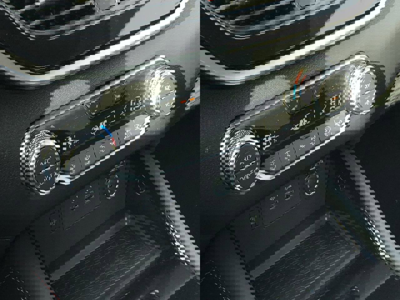 New 2025 Nissan Altima 2.5 SR w/ SR Premium Package image 30