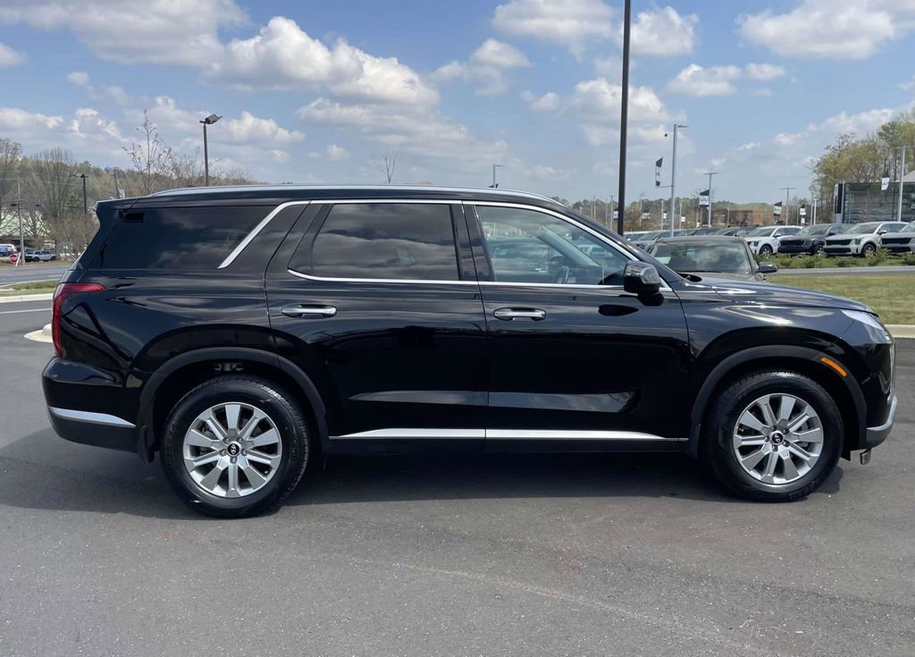 Used 2025 Hyundai Palisade SEL image 2