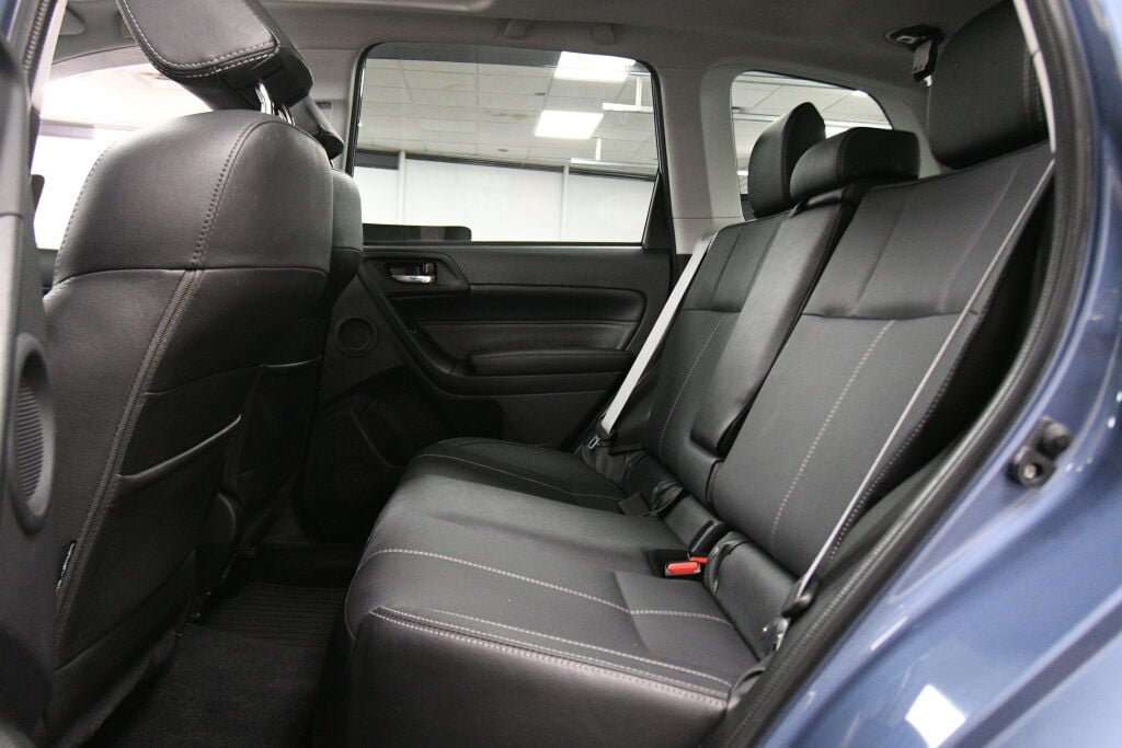 Used 2018 Subaru Forester 2.5i Touring w/ 50th Anniversary Edition AWD/4WD image 23