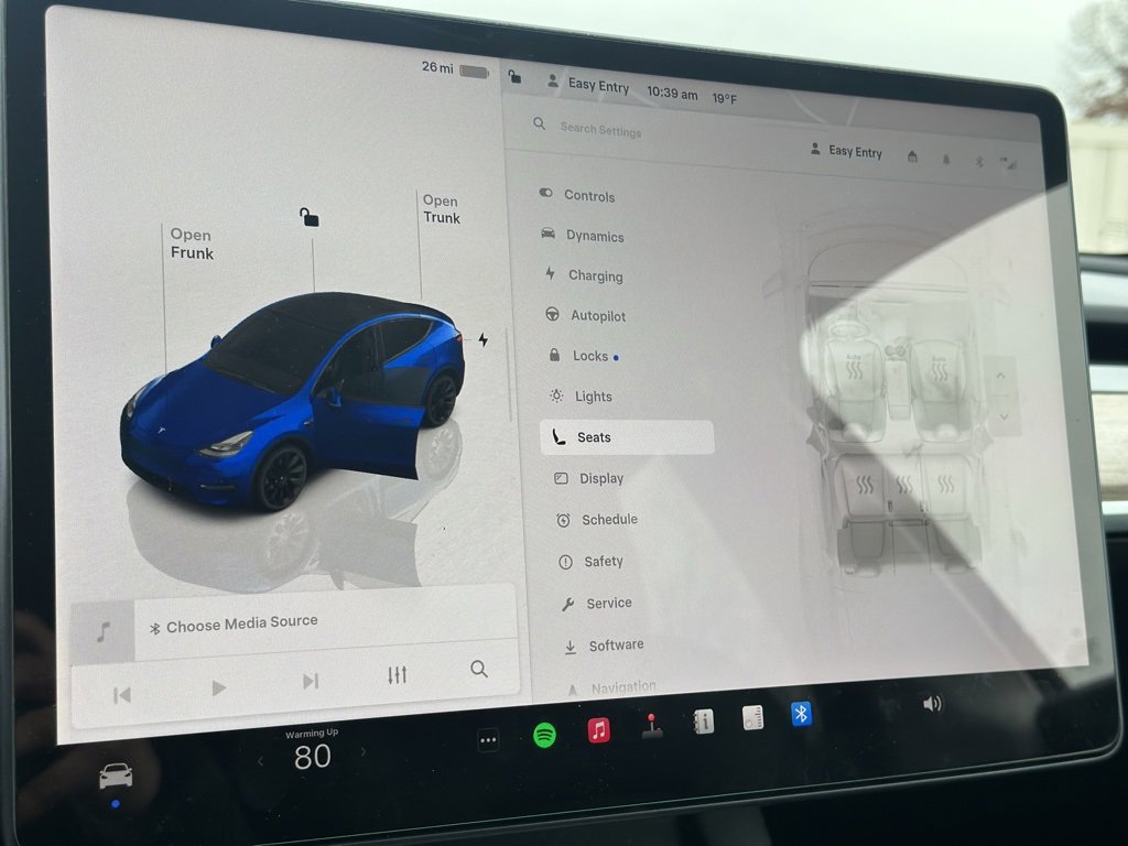 Used 2022 Tesla Model Y Long Range image 33