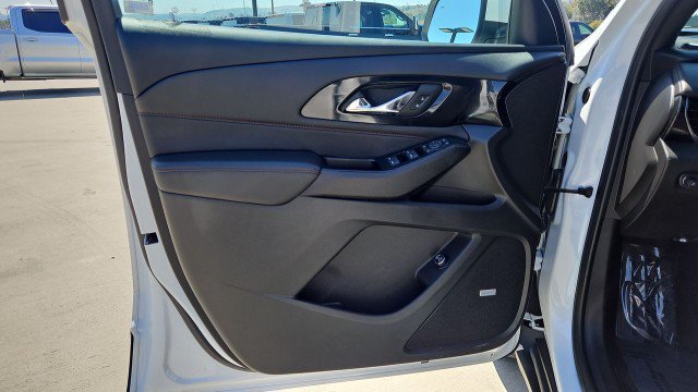 Used 2023 Chevrolet Traverse RS w/ LPO, Floor Liner Package FWD image 22
