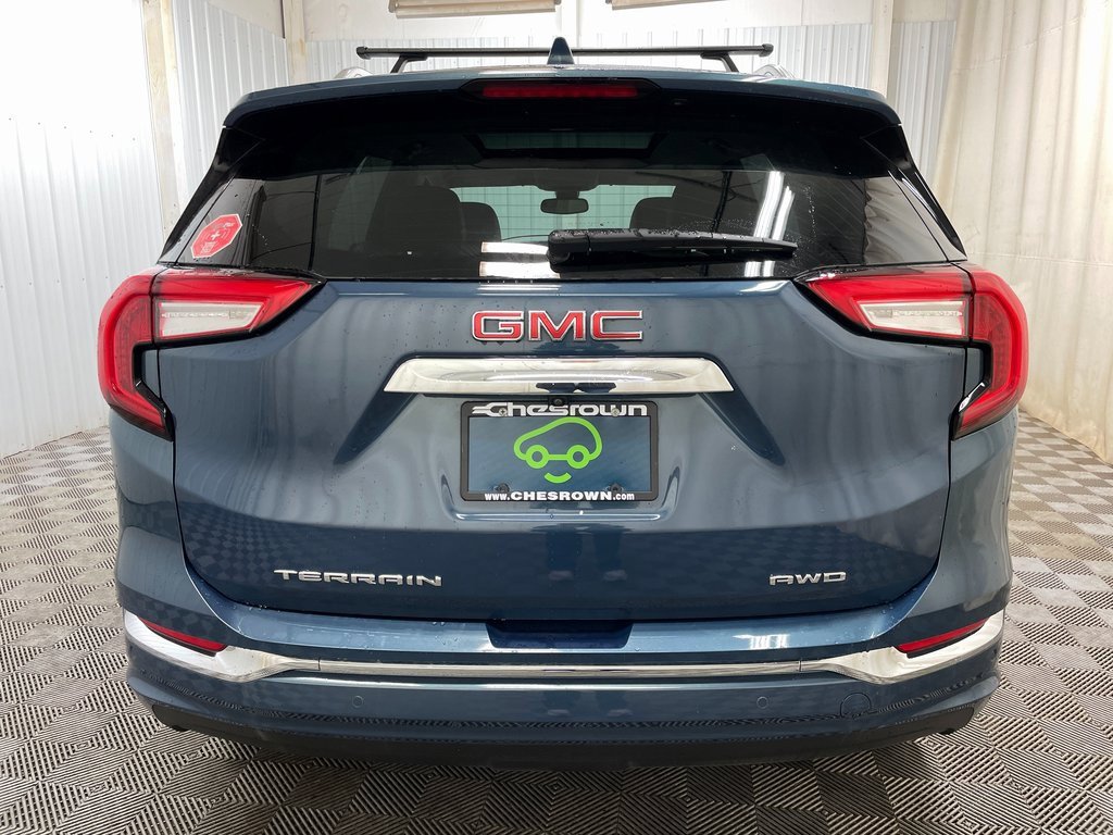 Certified 2024 GMC Terrain Denali w/ Denali Premium Package image 24