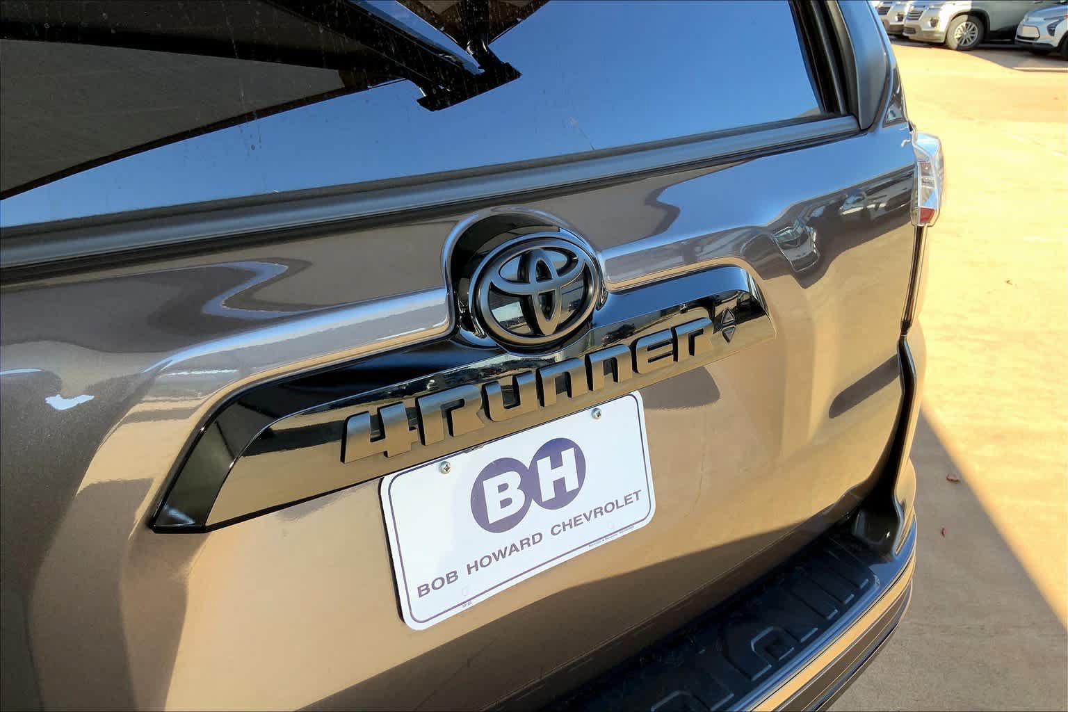 Used 2021 Toyota 4Runner Nightshade AWD/4WD image 31