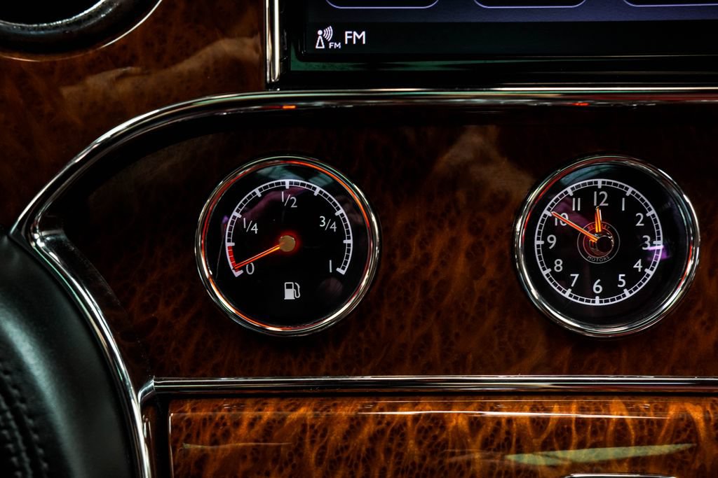 Used 2018 Bentley Mulsanne RWD image 33