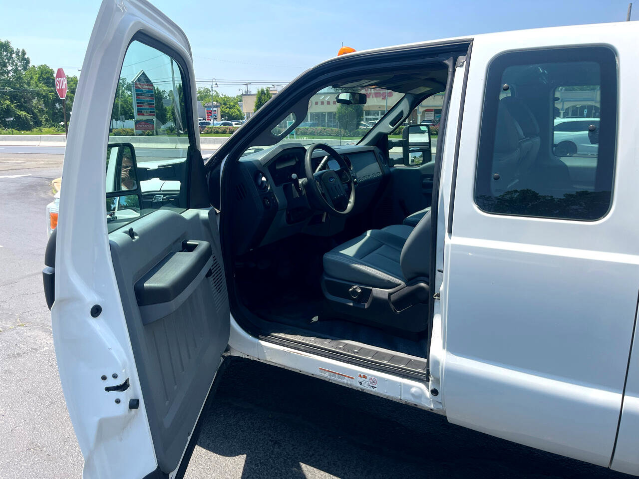 Used 2016 Ford F450 XL image 11