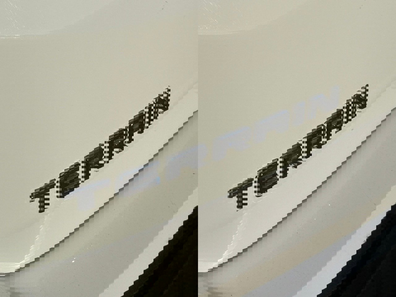 Used 2020 GMC Terrain SLE w/ Driver Convenience Package image 11