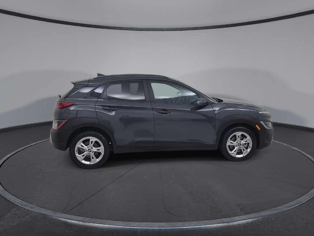 Used 2023 Hyundai Kona SEL w/ Convenience Package AWD/4WD image 17