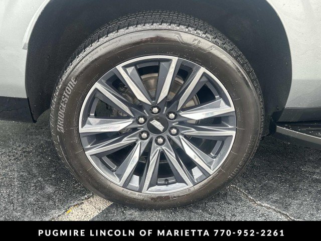 Used 2023 Cadillac Escalade ESV Sport w/ Touring Package AWD/4WD image 17