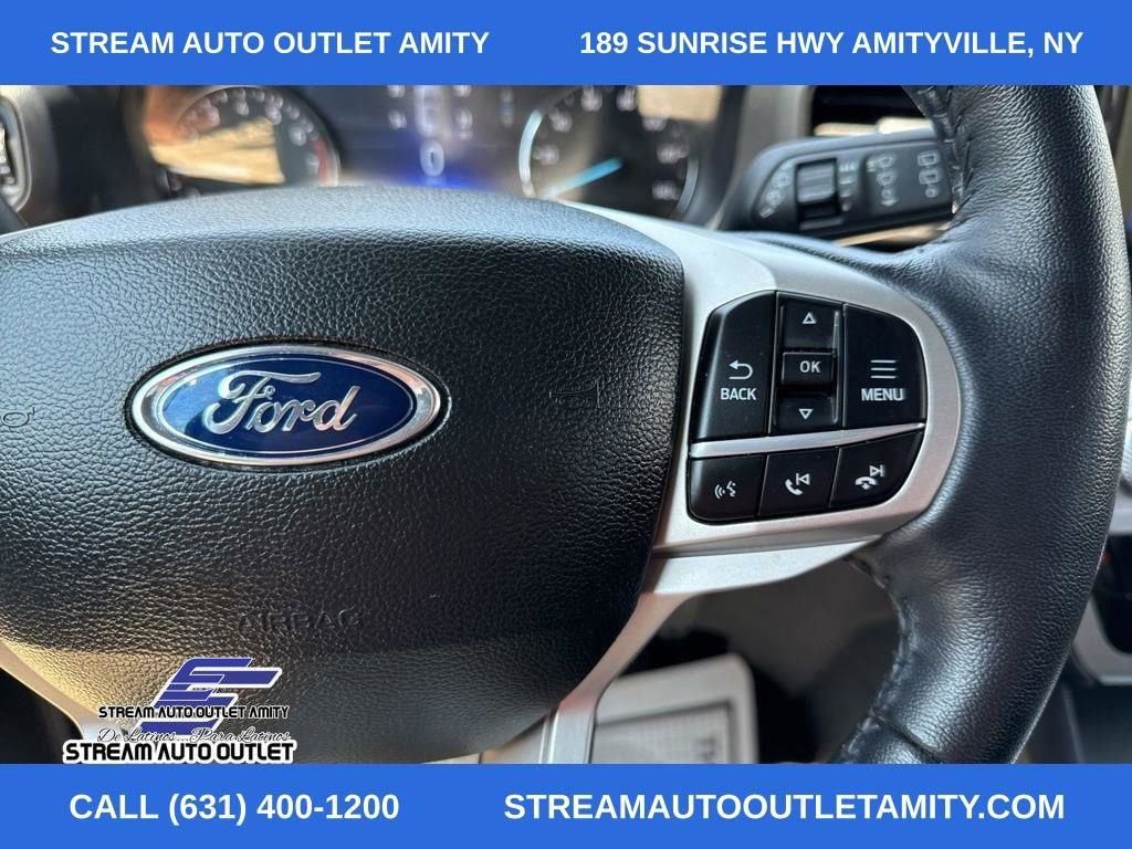 Used 2022 Ford Explorer XLT image 43