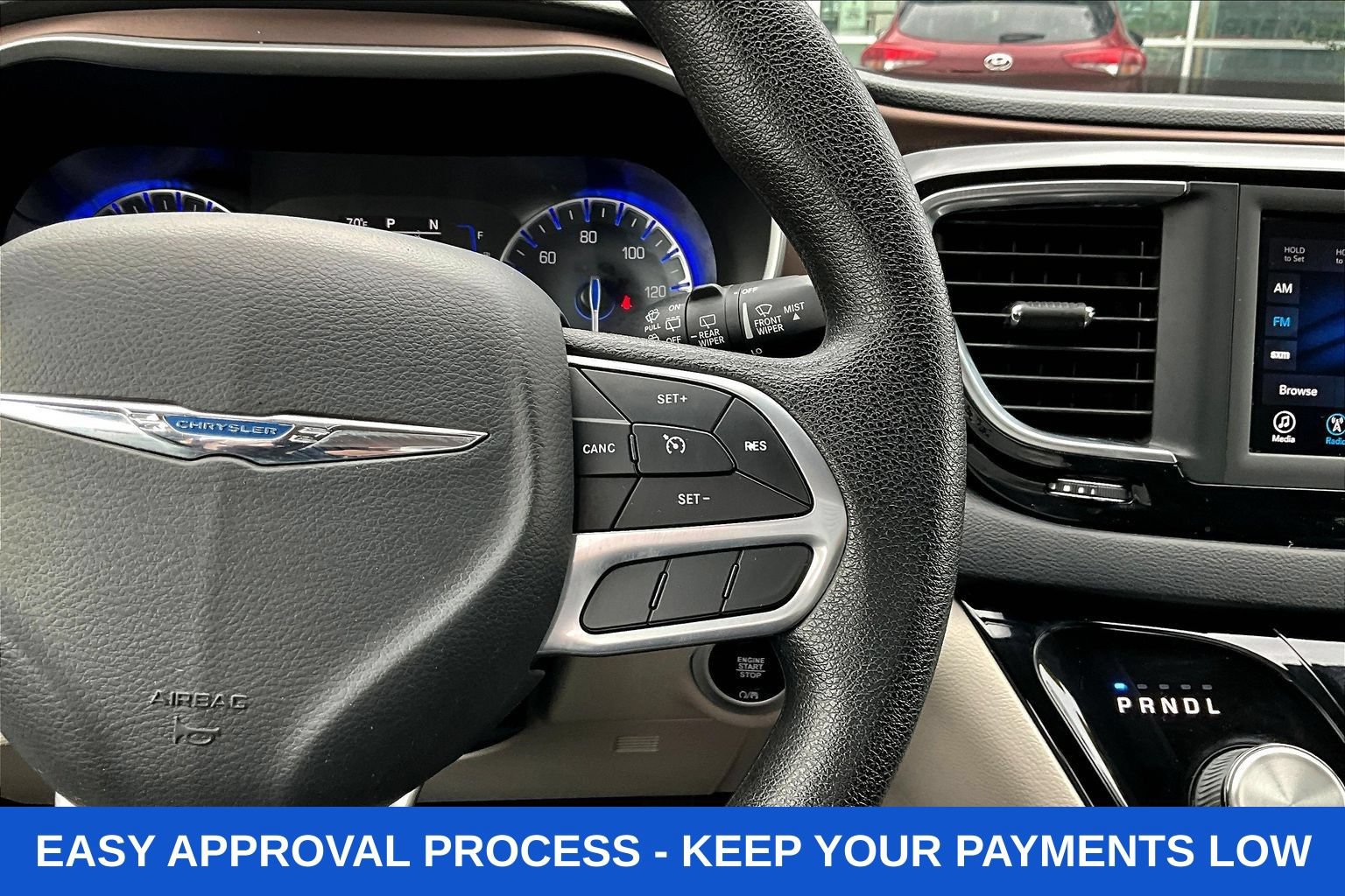 Used 2020 Chrysler Voyager LX FWD image 15
