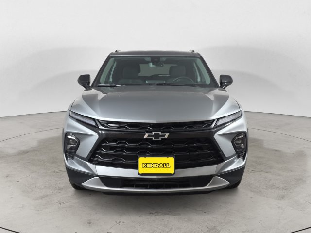 Used 2026 Chevrolet Blazer LT w/ Convenience Package AWD/4WD image 2