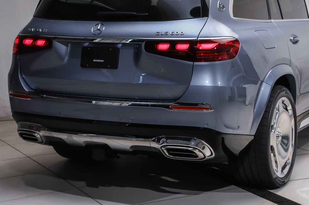 New 2026 Mercedes-Benz Maybach GLS 600 4MATIC image 4