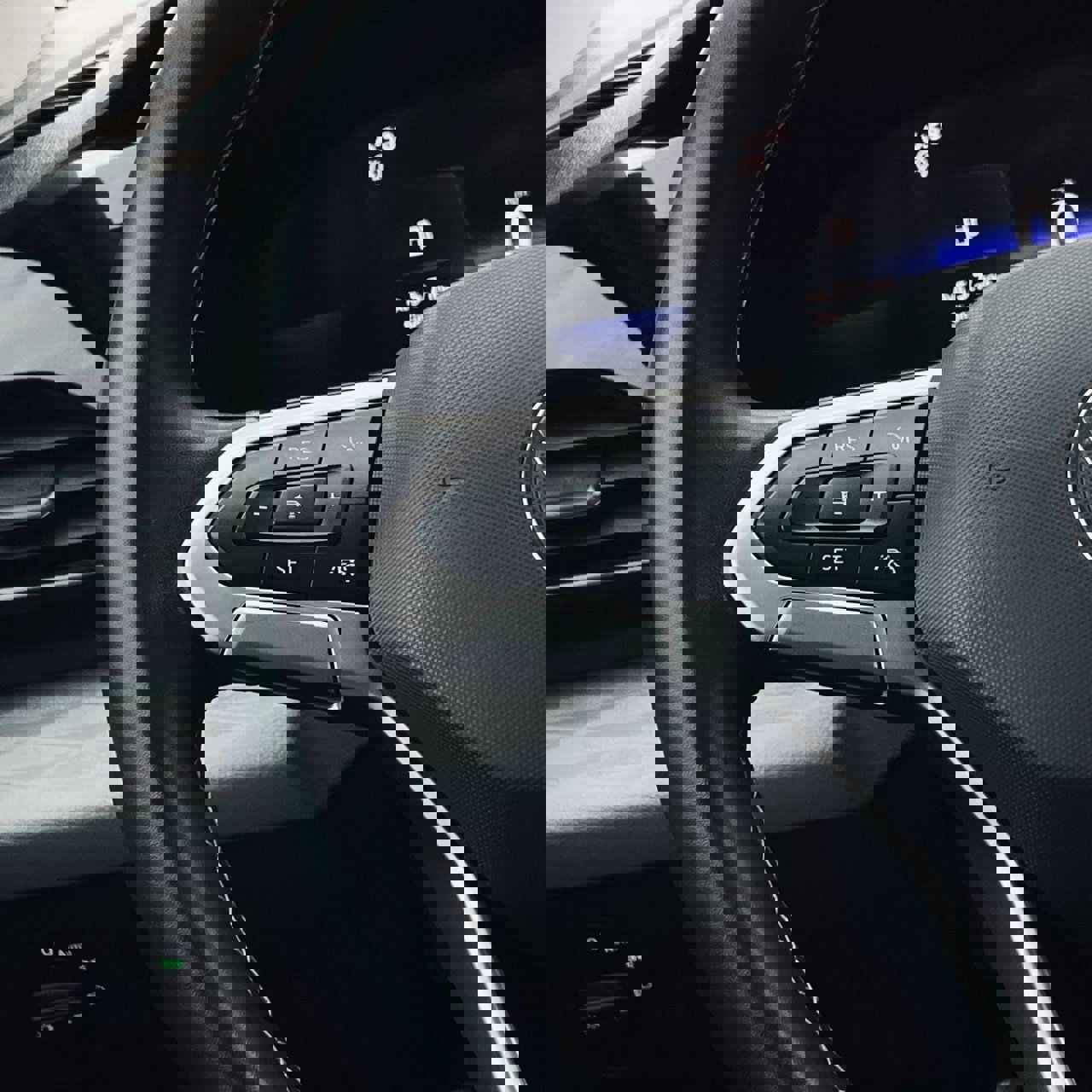 Used 2024 Volkswagen Taos S image 11