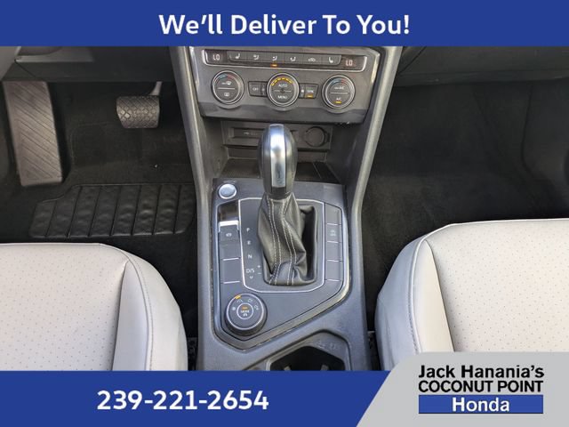 Used 2021 Volkswagen Tiguan SE w/ Panoramic Sunroof Package AWD/4WD image 19