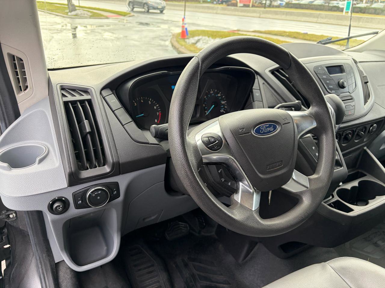 Used 2015 Ford Transit 350 XL RWD image 17