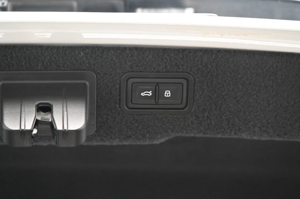 Used 2021 Audi A8 L 3.0T AWD/4WD image 49