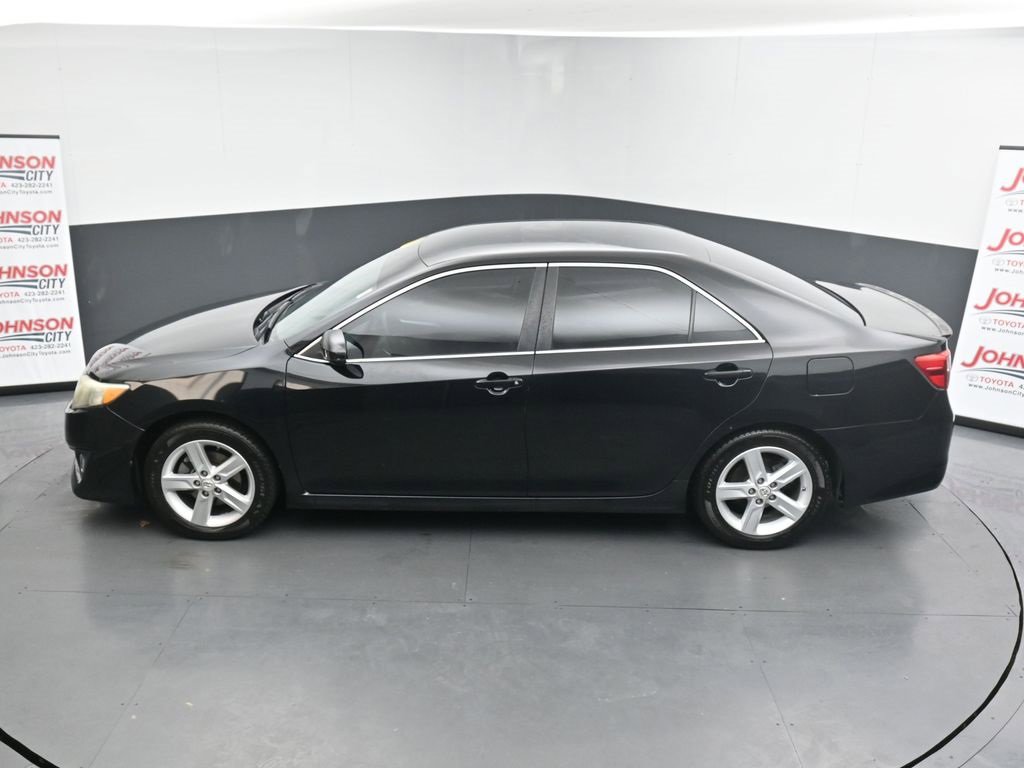 Used 2013 Toyota Camry SE image 27