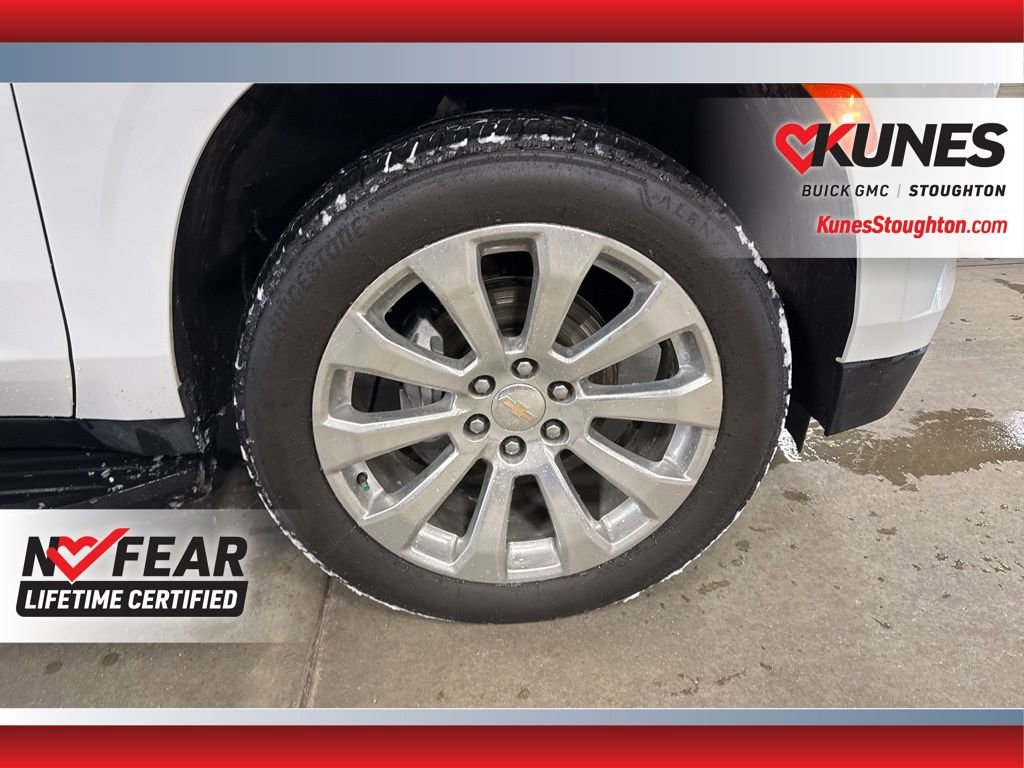 Used 2023 Chevrolet Suburban Premier image 15