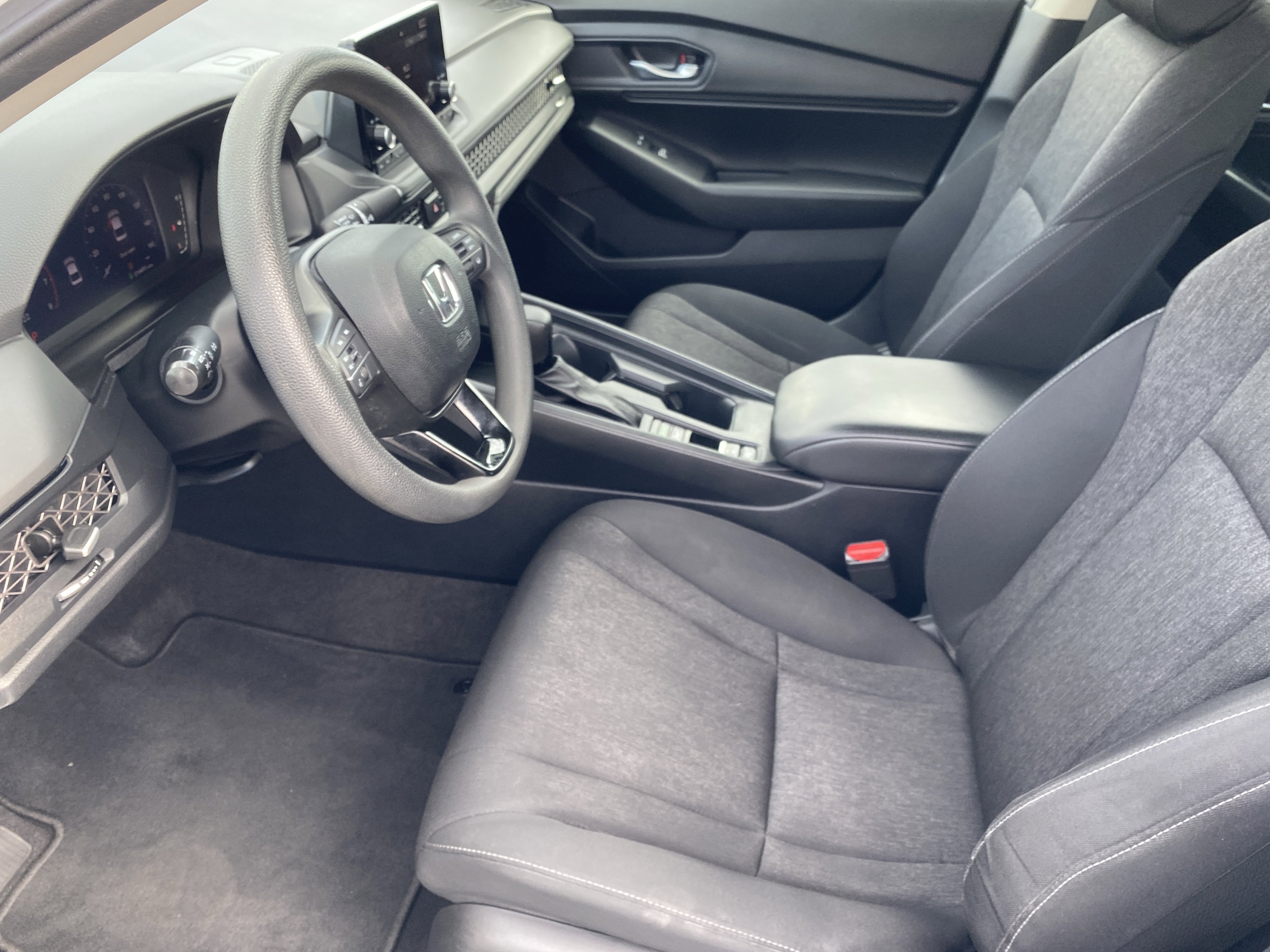 Certified 2024 Honda Accord EX image 15