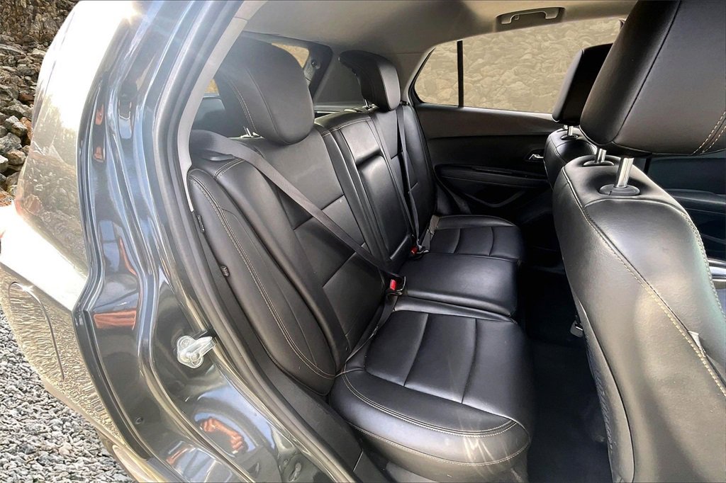 Used 2020 Chevrolet Trax Premier image 25