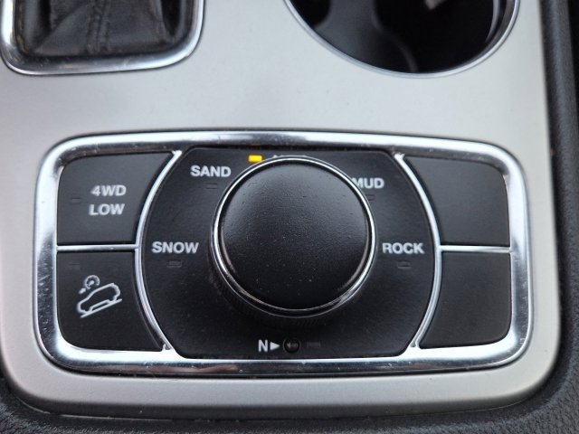 Used 2019 Jeep Grand Cherokee Limited image 9