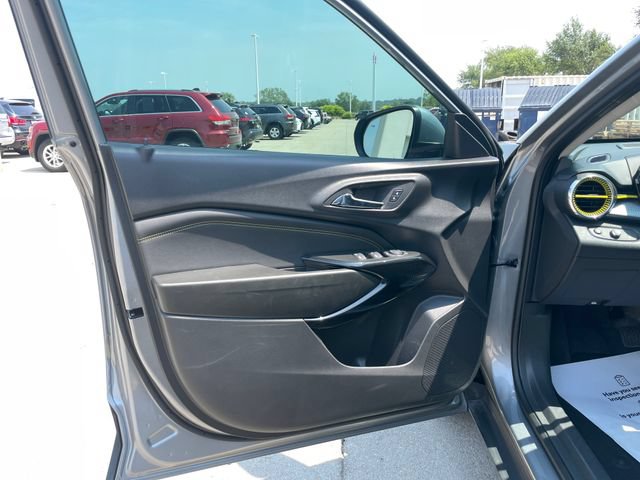 Used 2026 Chevrolet Trax LT w/ Driver Confidence Package FWD image 20