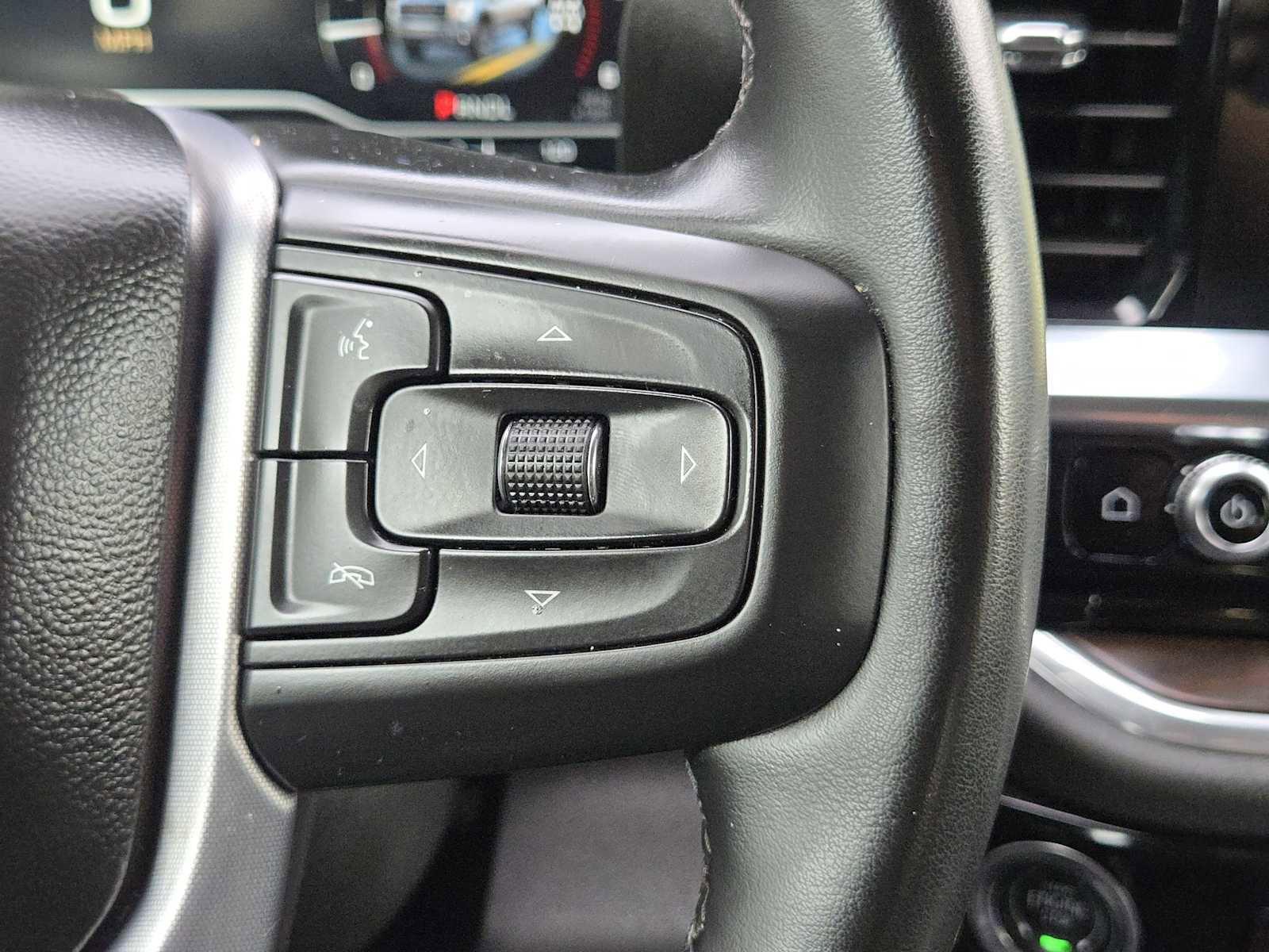 Certified 2025 GMC Sierra 2500 SLT w/ SLT Convenience Package image 28