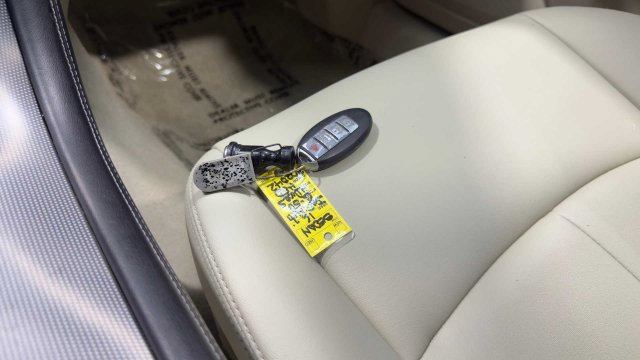 Used 2016 INFINITI Q50 3.0t Premium w/ 3.0T Premium Plus Package RWD image 25