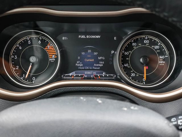 Used 2017 Jeep Cherokee Limited FWD image 26