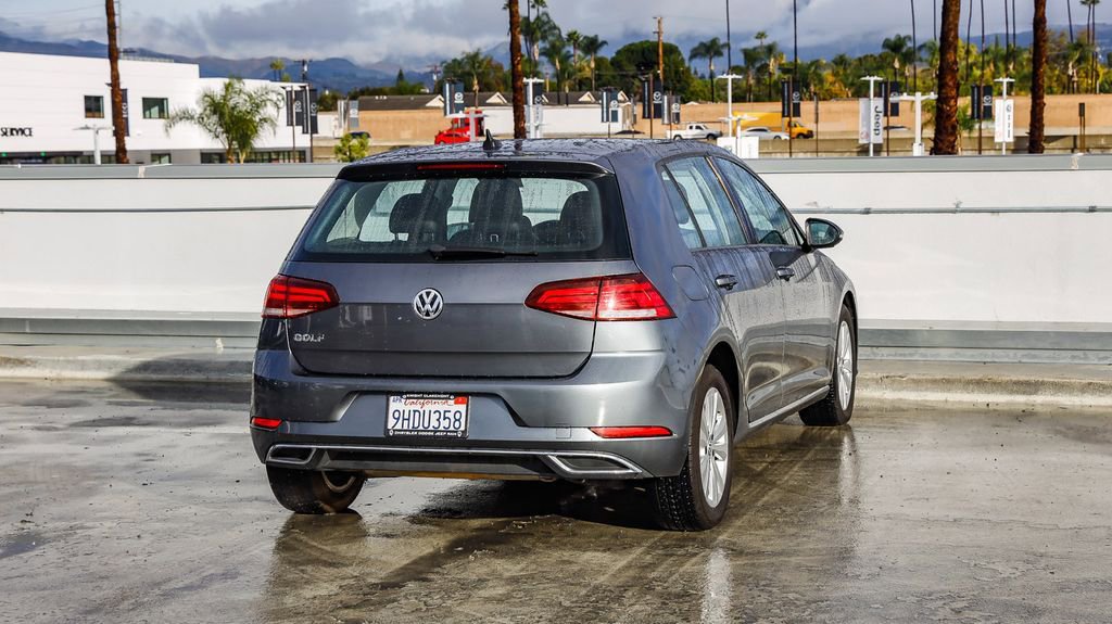 Used 2021 Volkswagen Golf 4-Door image 9
