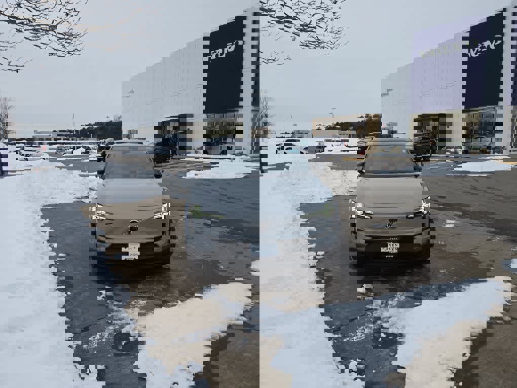 New 2026 Volvo EX30 Ultra w/ Protection Package Premier AWD/4WD image 3