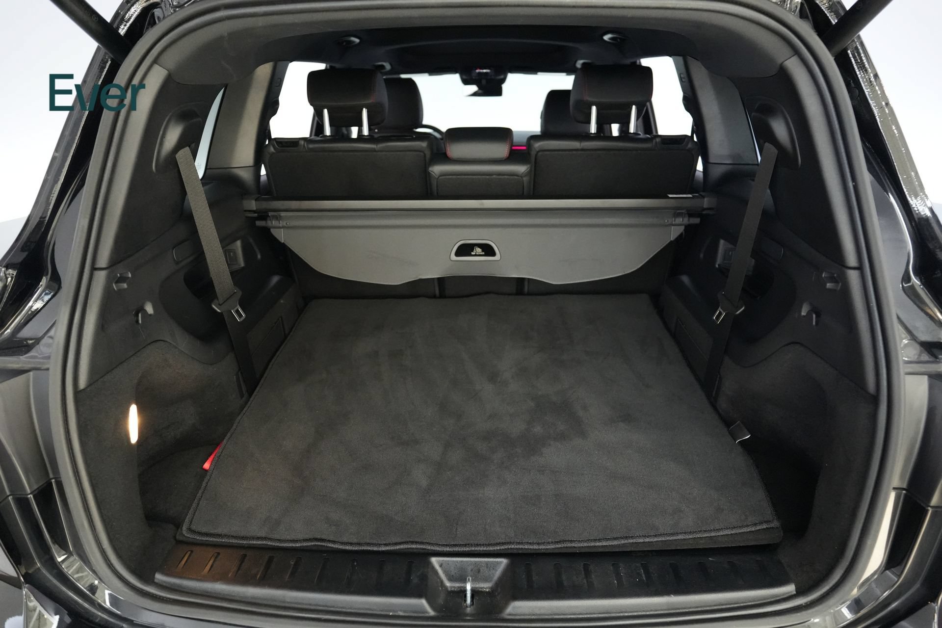 Used 2023 Mercedes-Benz EQB 350 4MATIC SUV image 8
