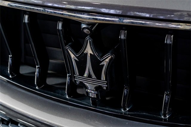 Used 2022 Maserati Levante Modena image 24