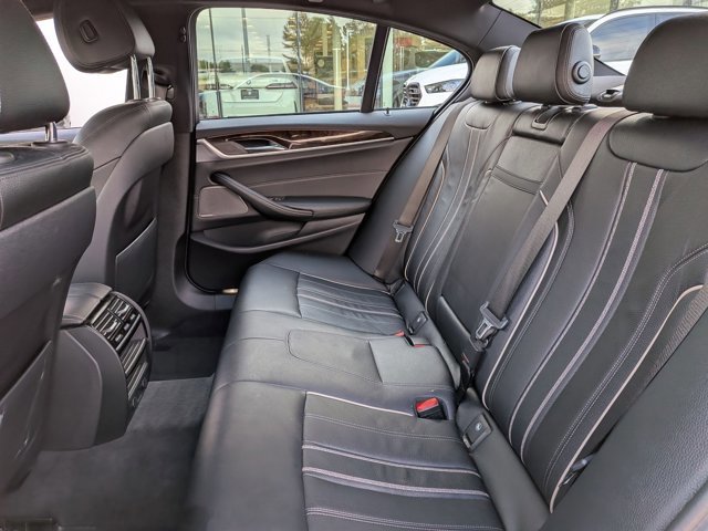 Used 2017 BMW 540i image 11