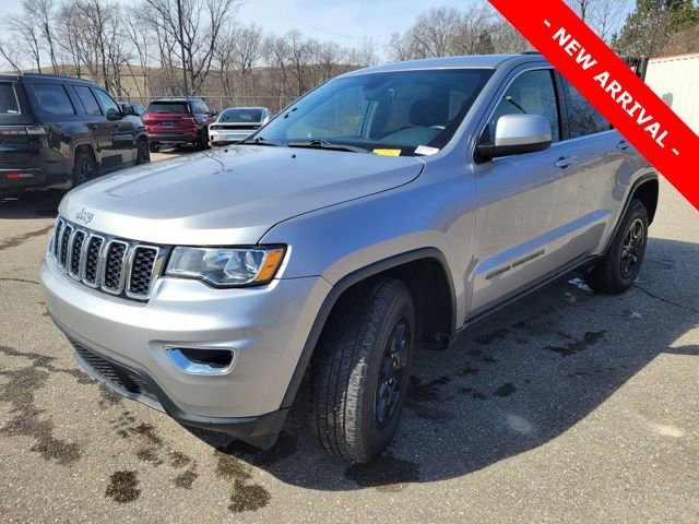 Used 2017 Jeep Grand Cherokee Laredo image 7
