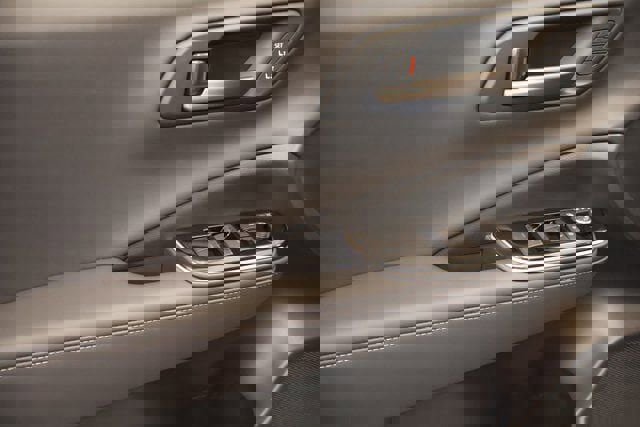 New 2026 Toyota Crown Platinum image 9