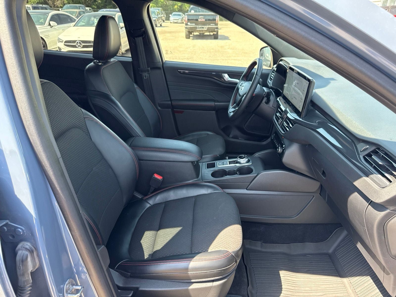Used 2023 Ford Escape ST-Line w/ Tech Pack #1 AWD/4WD image 40