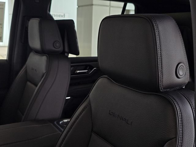 New 2026 GMC Yukon Denali w/ Advanced Technology Package RWD image 19