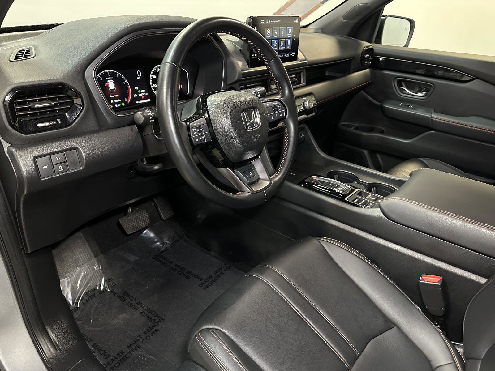 Used 2023 Honda Pilot TrailSport image 25