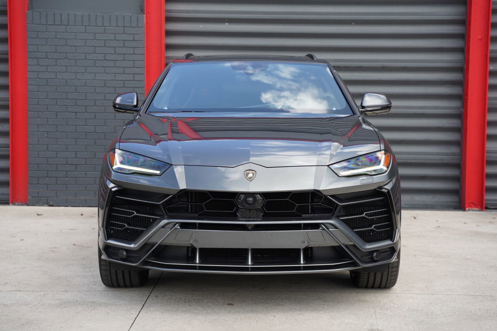 Used 2020 Lamborghini Urus AWD/4WD image 4