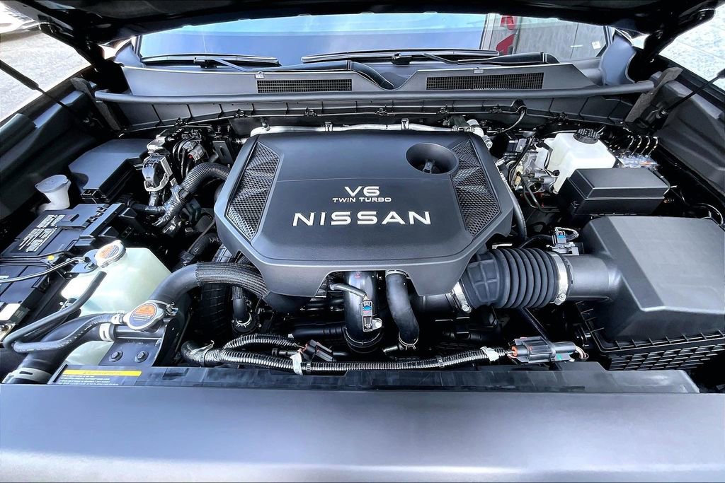 New 2026 Nissan Armada SL w/ Captain's Chari Seat Package image 11