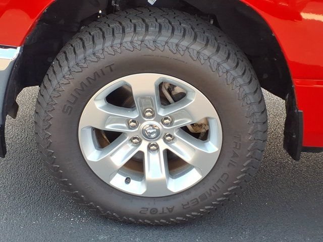Used 2024 RAM 1500 Laramie AWD/4WD image 31
