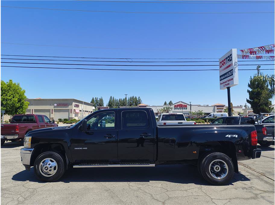Used 2011 Chevrolet Silverado 3500 LTZ w/ LTZ Plus Package AWD/4WD image 17