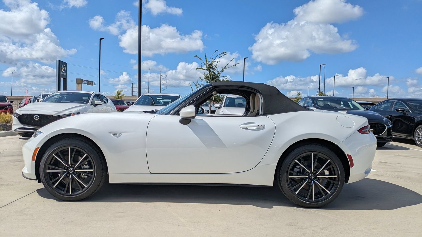 New 2026 MAZDA MX-5 Miata Grand Touring RWD image 16