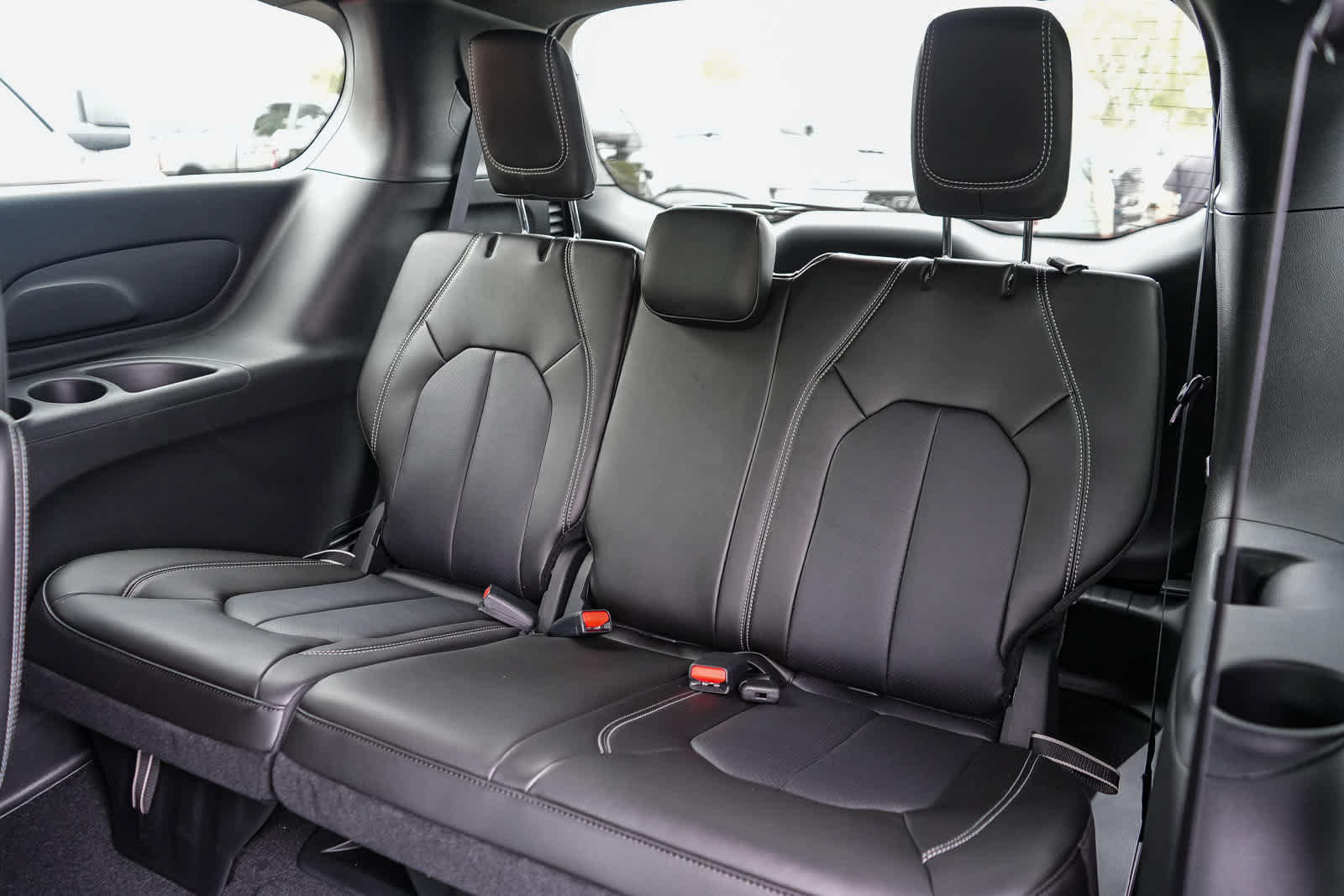 New 2026 Chrysler Voyager LX FWD image 19