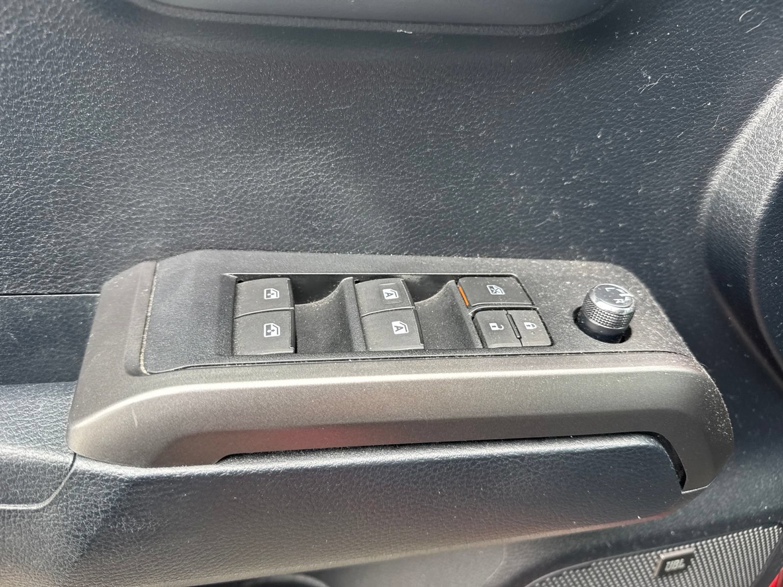 Used 2016 Toyota Tacoma TRD Sport RWD image 13