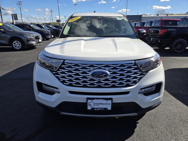 Used 2022 Ford Explorer Platinum w/ Equipment Group 601A image 3
